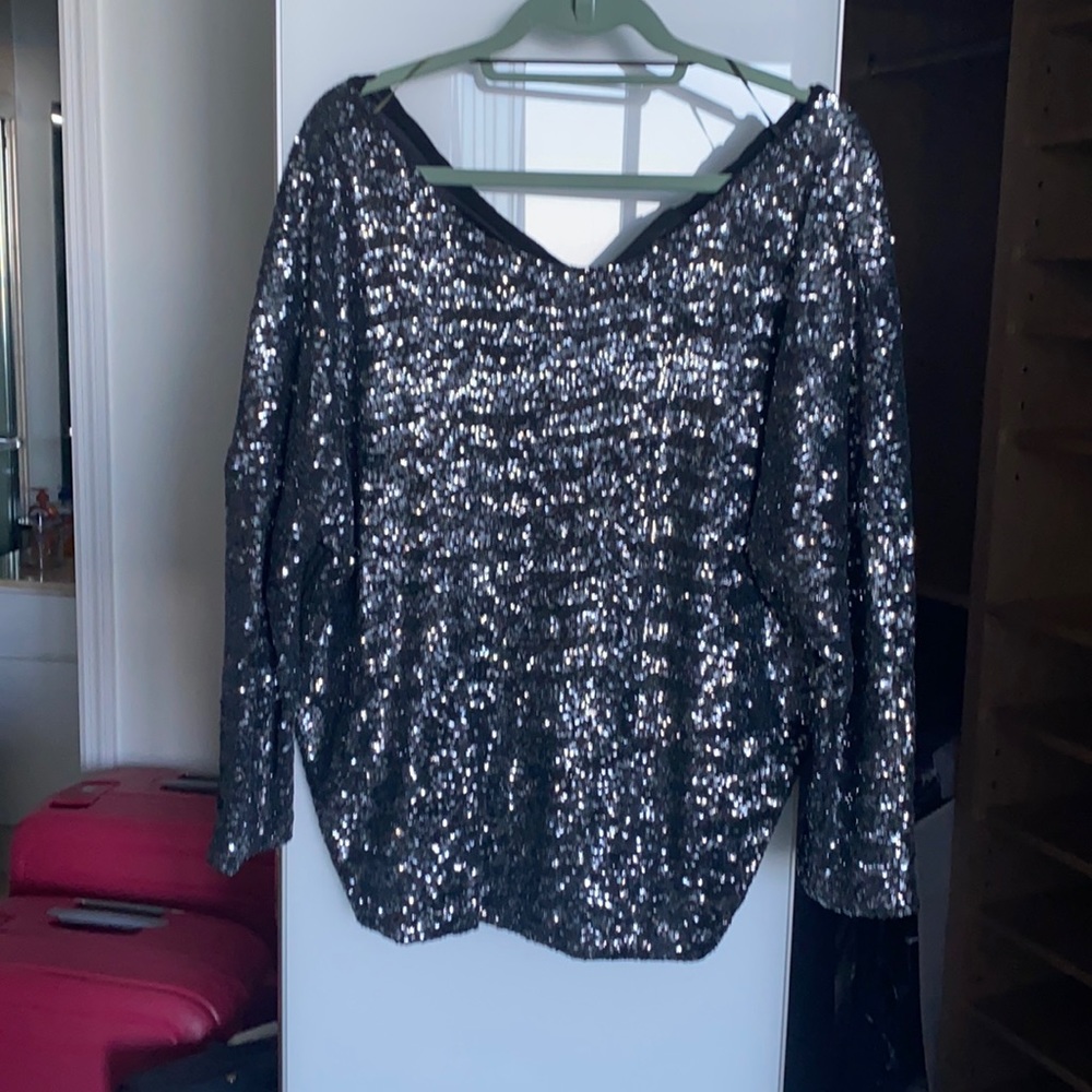 Sequins black blouse